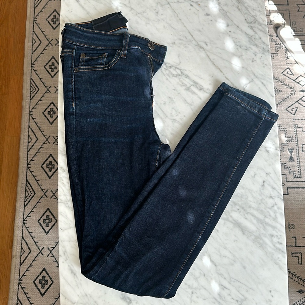 A|X Armani Exchange Super Skinny Jeans in Size 24